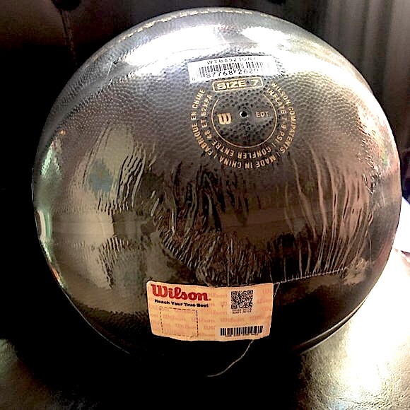 Wilson Evolution Prototype Basketball Black Gold Edition 29.5’ Exclusive - Picture 5 of 5